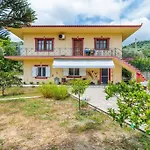 בית נופש Unique Filoxenia!