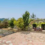 בית נופש Unique Filoxenia! *