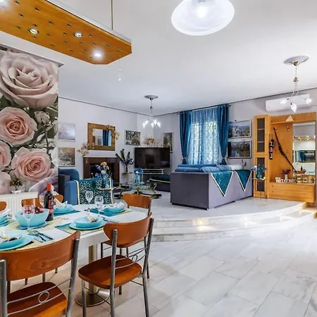 Unique Filoxenia! سكوبيلوس تاون