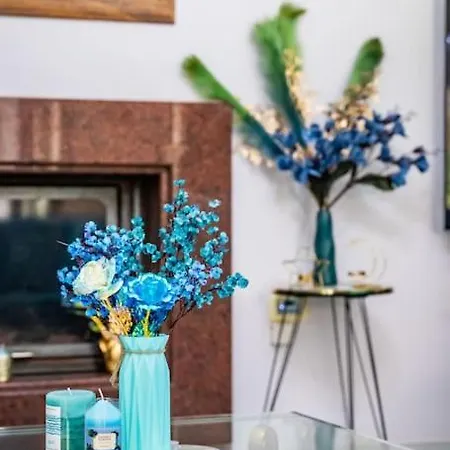Unique Filoxenia! سكوبيلوس تاون