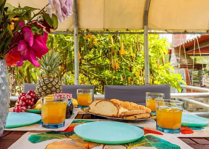 Unique Filoxenia! * Città di Skopelos